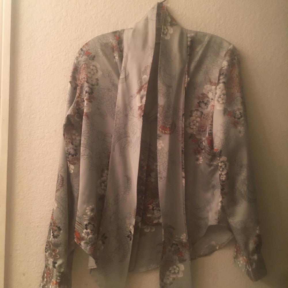 Women blouse